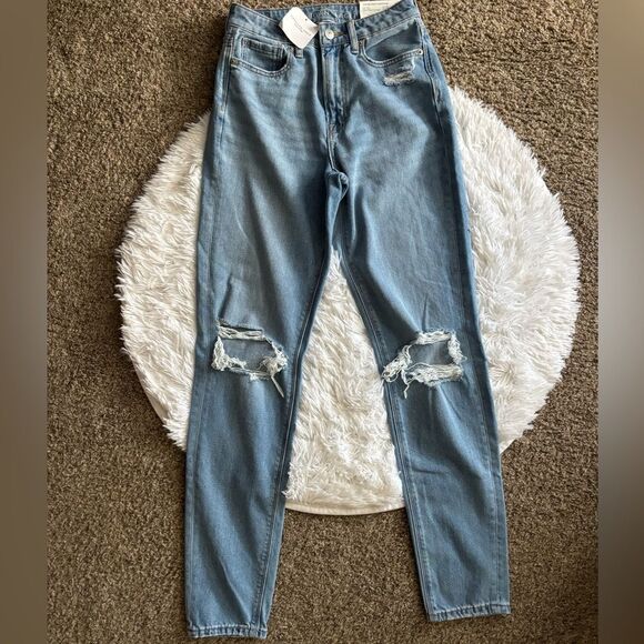 American Eagle Outfitters Denim - American Eagle Mom Jeans New Distressed Womens Size 2 Long